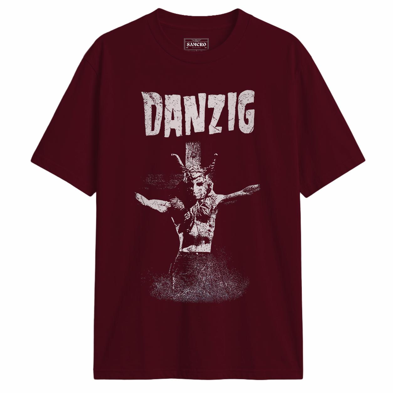 Danzig 7 — Bordó