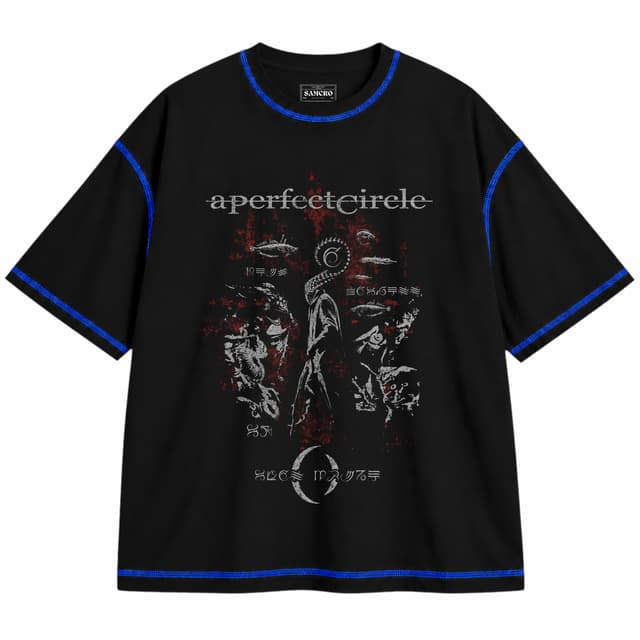 A Perfect Circle - Figura Encapuchada Manchas Rojas — Unisex oversize, Negro con costura azul