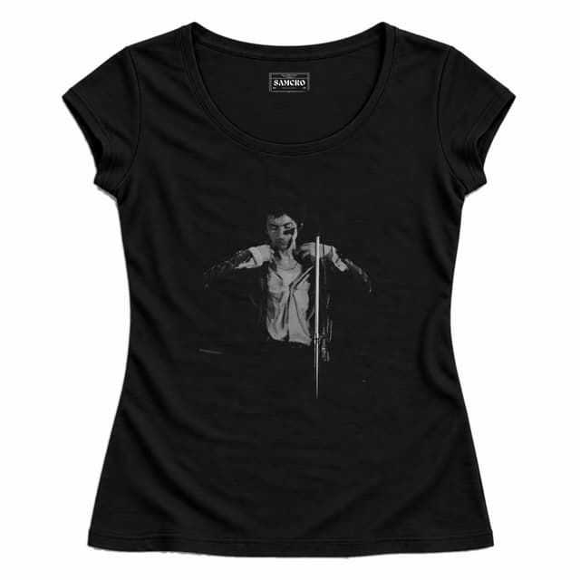 Arctic Monkeys 18 — Mujer entallada, Negro