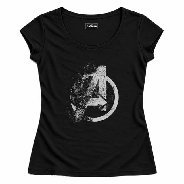 Avengers 42 — Mujer entallada, Negro