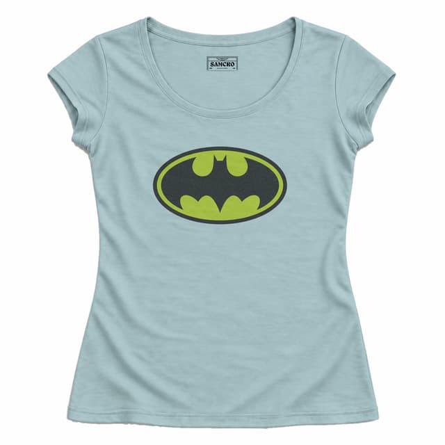 Batman 1 — Mujer entallada, Celeste