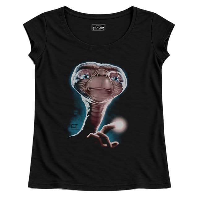 ET 4 — Mujer recta, Negro