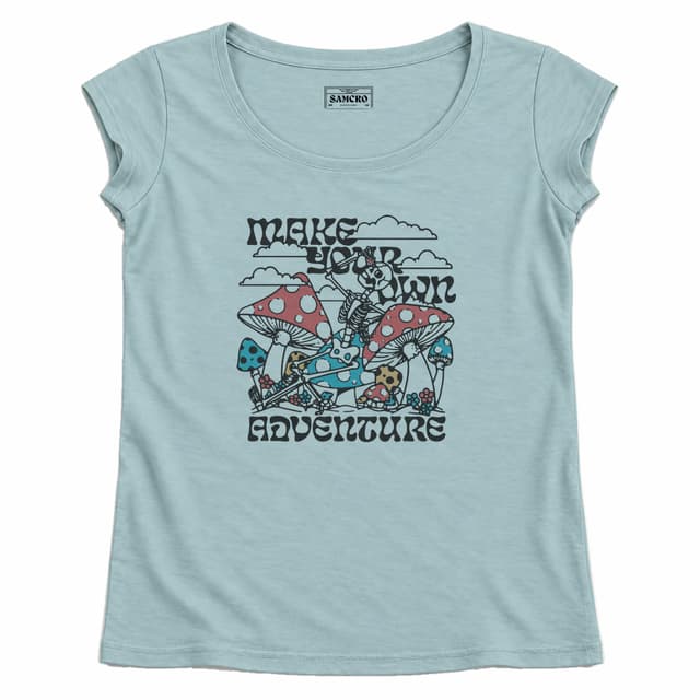 hongos magicos 6 — Mujer recta, Celeste