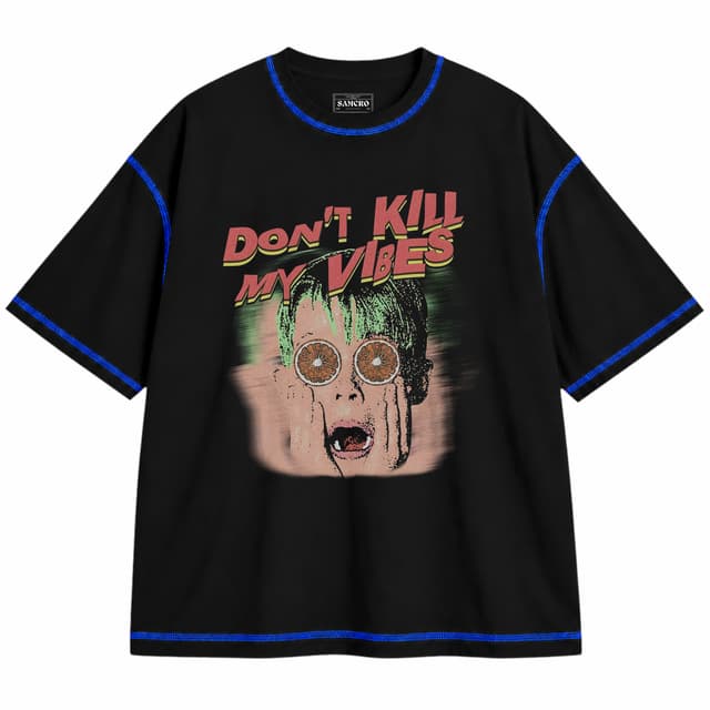 Mi pobre angelito 3 — Unisex oversize, Negro con costura azul