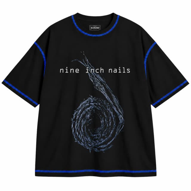 Nine Inch Nails - Blue Spiral — Unisex oversize, Negro con costura azul