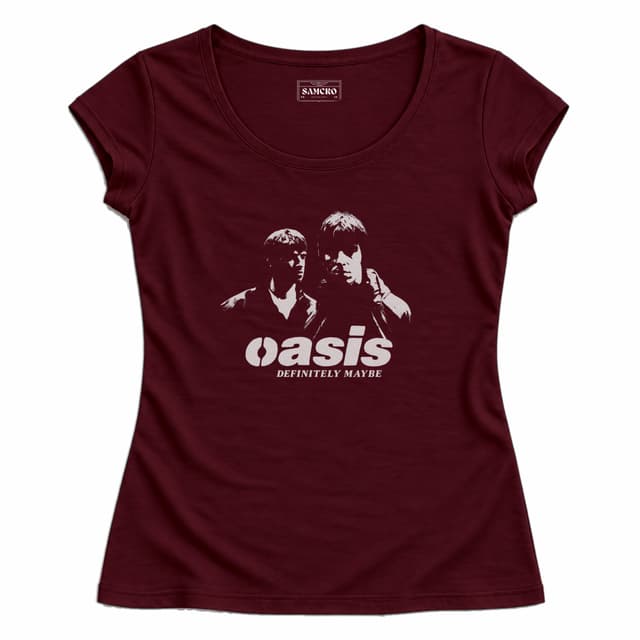 Oasis 7 — Mujer entallada, Bordó